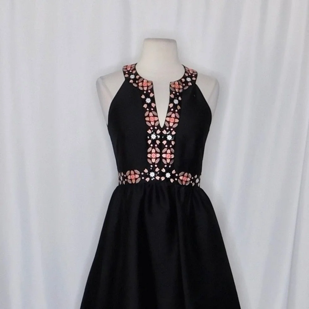 KATE SPADE Black Mosaic Embellished Embroidered Midi Dress Fit N' Flare Size 0‎